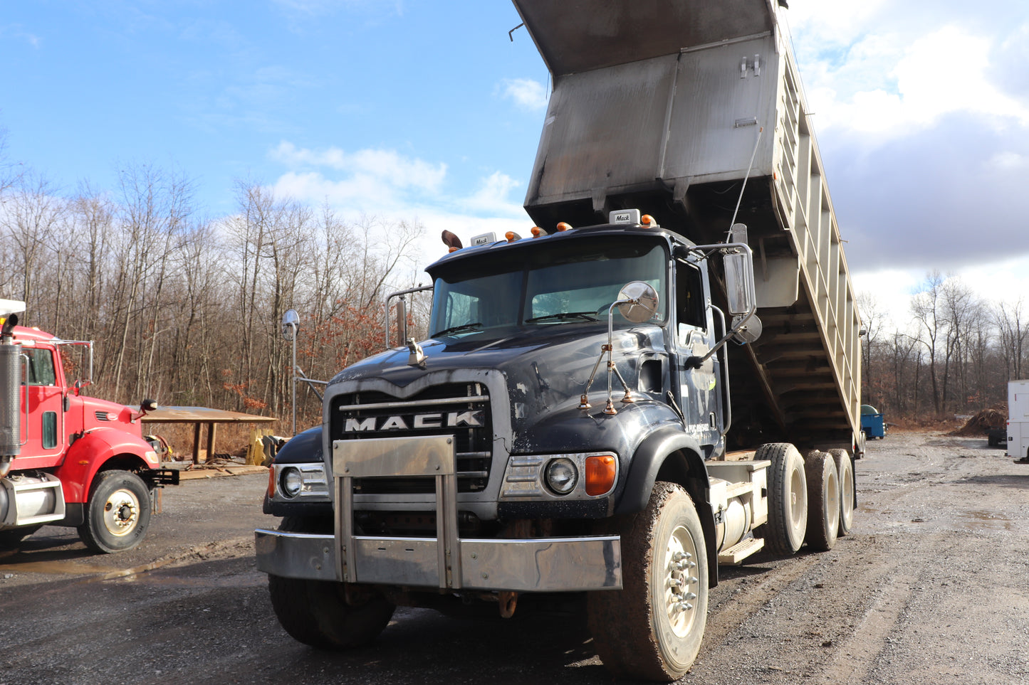 2006 Mack CV713