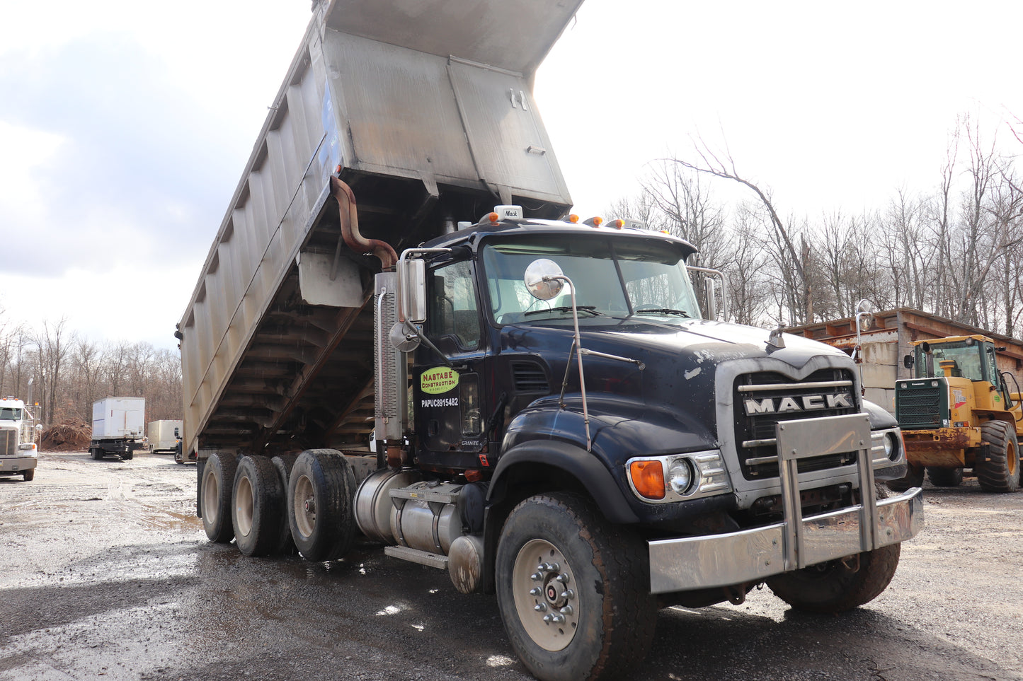 2006 Mack CV713