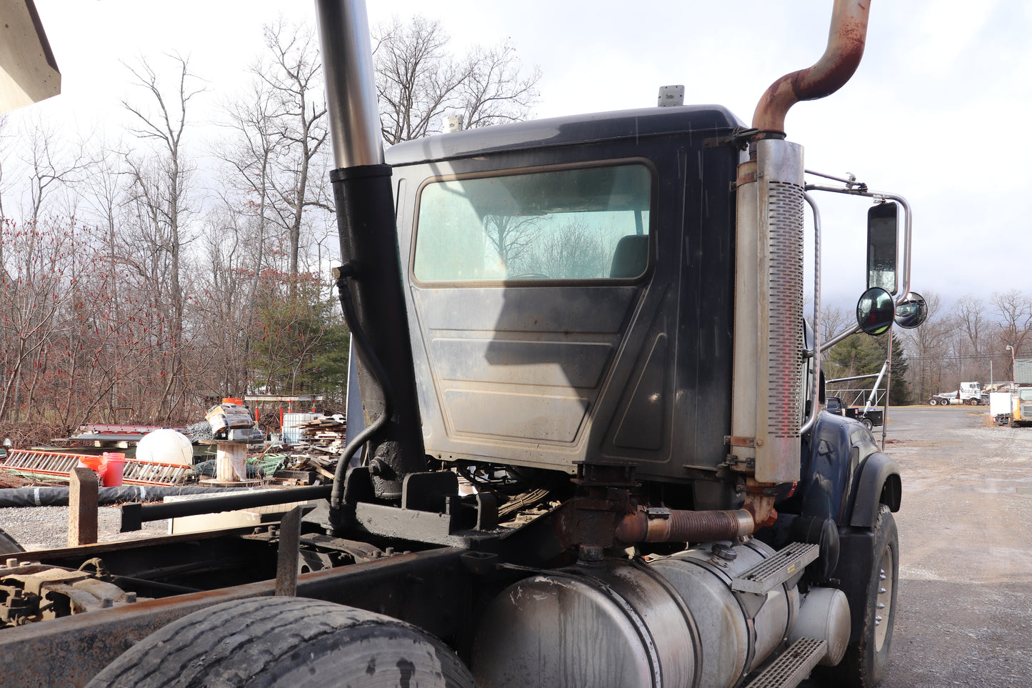 2006 Mack CV713